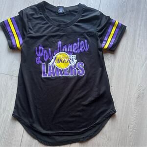 🏀 Los Angeles Lakers Black Graphic Tee Purple Gold Jersey Style Women’s M